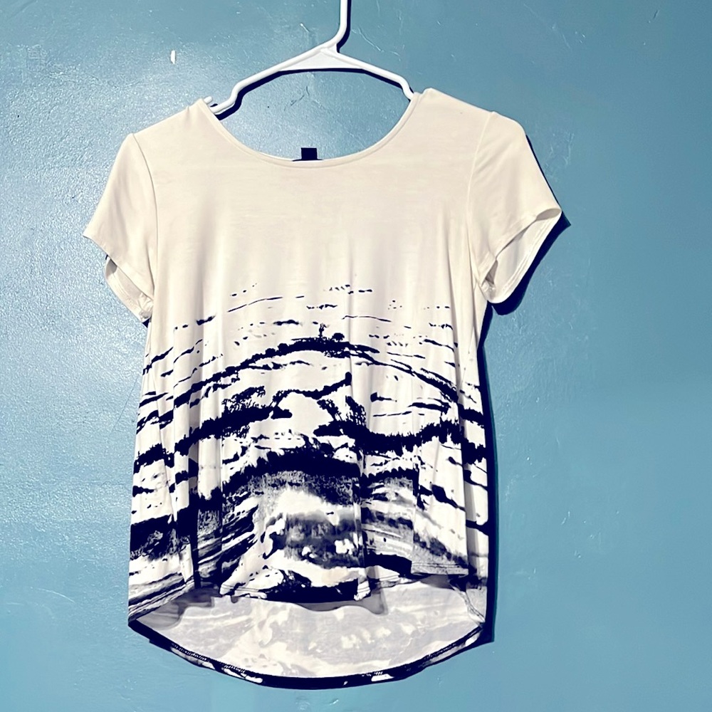 Alfani black and white top inspired silhouette with stylish flair. Size SP